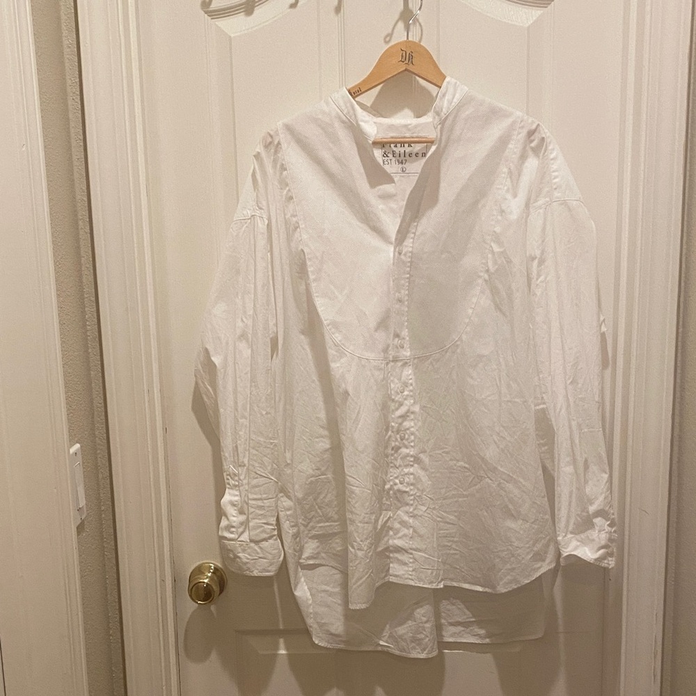 Frank & Eileen size large oversized fit- tuxedo style